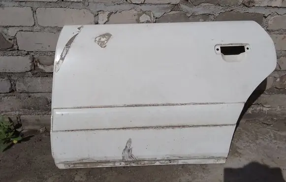 Audi A6 S6 C4 4A Rear door