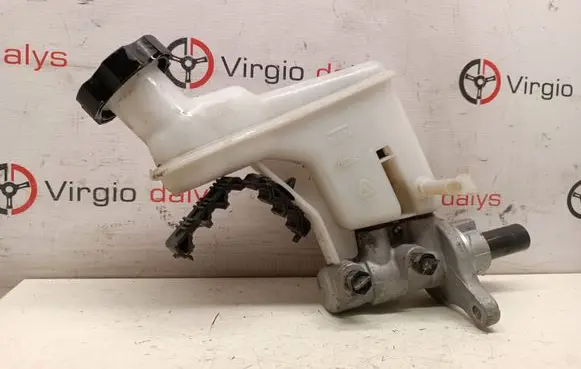 Hyundai ix35 Master brake cylinder