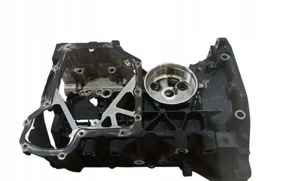 Mercedes-Benz GLA H247 Oil sump A2820143900