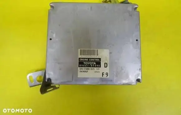 Toyota Corolla Verso AR10 Engine control unit/module MB175800-7615 89661-0F090