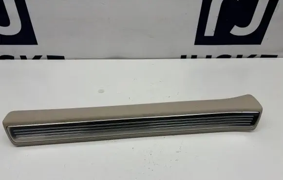 Mercedes-Benz S AMG W222 Front sill trim cover A2226808135