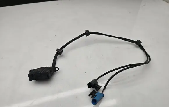 Mercedes-Benz Sprinter W907 W910 Bonnet alarm switch sensor 9079821100 20472810
