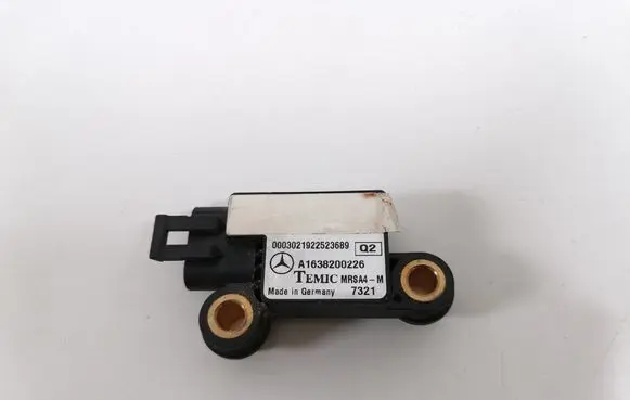 Mercedes-Benz ML W163 Airbag deployment crash/impact sensor A1638200226
