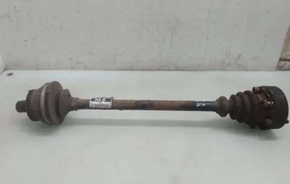 Rear driveshaft