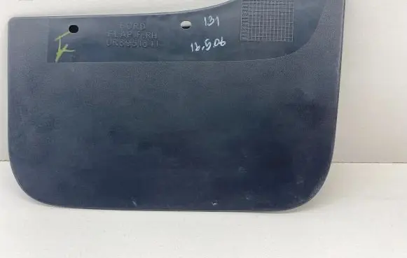 Ford Ranger Front wheel arch liner splash guards UR8951841