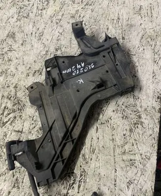 Audi A4 S4 B8 8K Front bumper mounting bracket