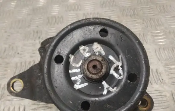 Nissan Micra Power steering pump