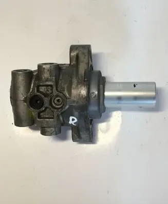 Opel Frontera B Master brake cylinder