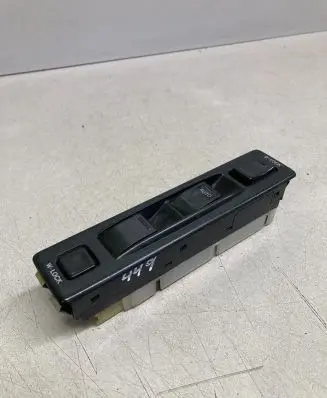 Suzuki Vitara (ET/TA) A set of switches 5516S38