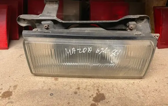 Mazda 626 Headlight/headlamp 0013371