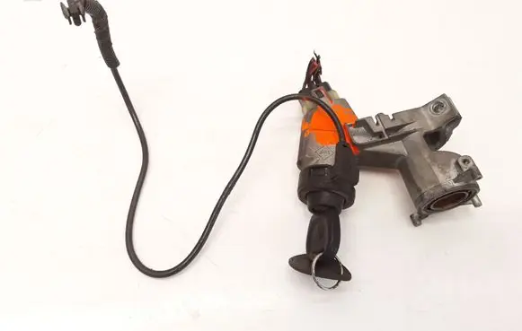Volkswagen Transporter - Caravelle T4 Ignition lock 239458 1H0953254A 1H0953254