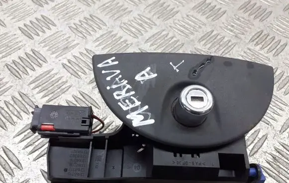Opel Meriva A Tailgate opening switch 13168316