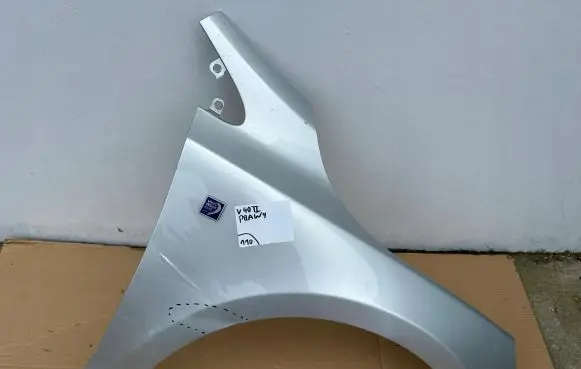 Volvo V40 Fender