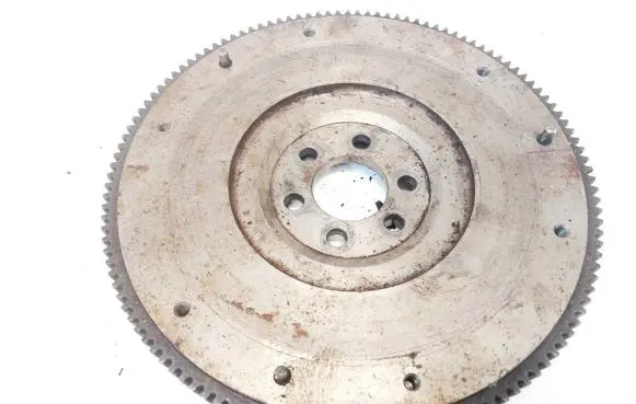 Volkswagen Golf V Flywheel R0301052710 GG25