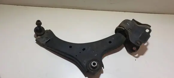 Volvo V70 Front lower control arm/wishbone 6G9N3A052