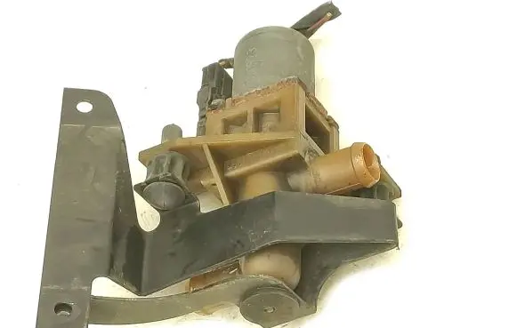 Mercedes-Benz Sprinter W901 W902 W903 W904 Coolant heater control valve 1147412047