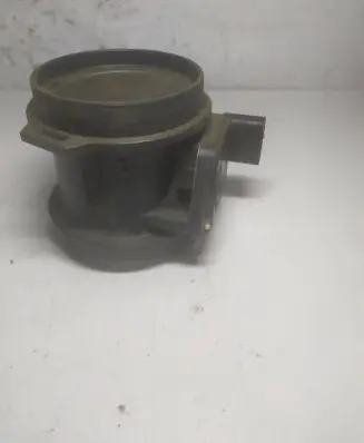 Audi A6 S6 C5 4B Mass air flow meter 06C133471A AFH7501A