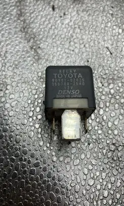 Lexus IS 220D-250-350 Other relay 9098702025