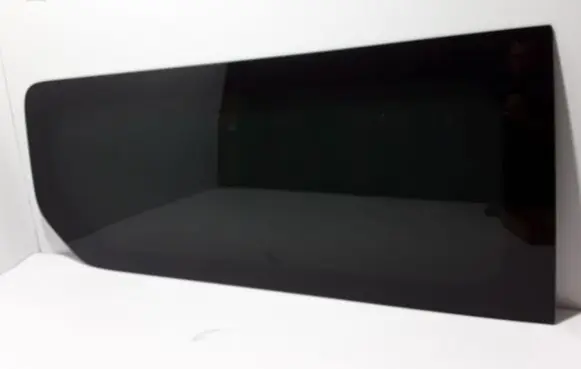 Renault Trafic III (X82) Rear side window 833406006R