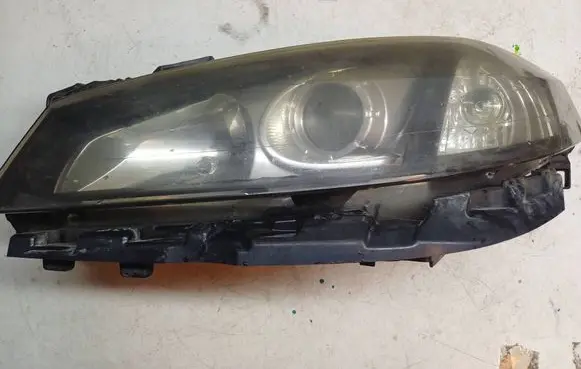 Renault Laguna II Headlight/headlamp 8200354740 89010499