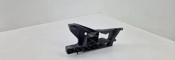 Audi A6 S6 C7 4G Headlight/headlamp mounting bracket 4G0805607A