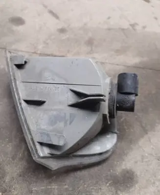 Peugeot 405 Front indicator light 0186045