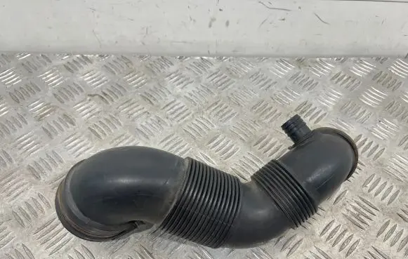 Volkswagen II LT Air intake hose/pipe 2D0129627B