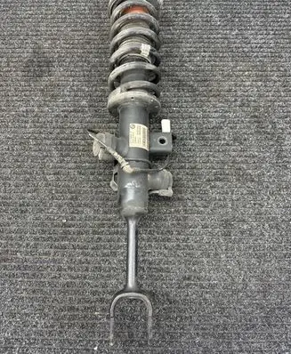 BMW 6 F12 F13 Front shock absorber with coil spring 6850961 F13V013VA 10541310