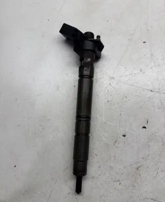Audi A6 S6 C7 4G Fuel injector 059130277CD