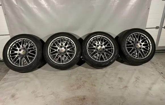 Porsche Cayenne (92A) R20 alloy rim 7P5601025H