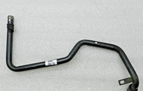 Audi A4 S4 B5 8D Engine coolant pipe/hose 059121065D