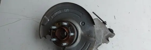 Rear wheel hub