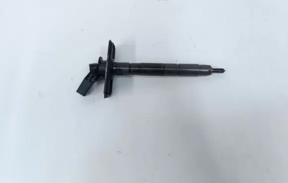 Audi A8 S8 D3 4E Fuel injector 059130277BD 0908070249