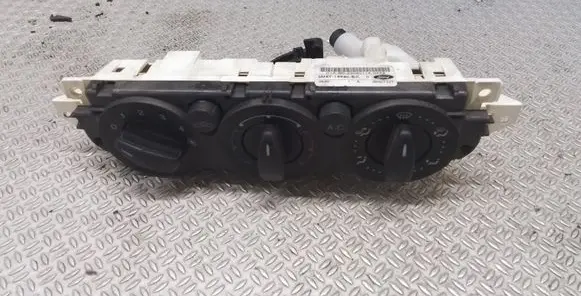 Ford C-MAX I Climate control unit 3M5T19980BC