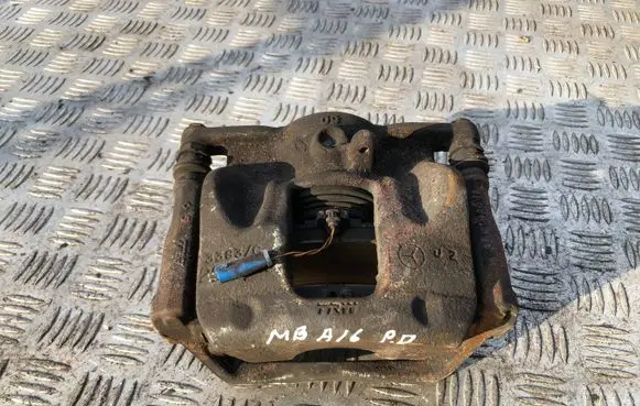 Mercedes-Benz A W176 Front brake caliper