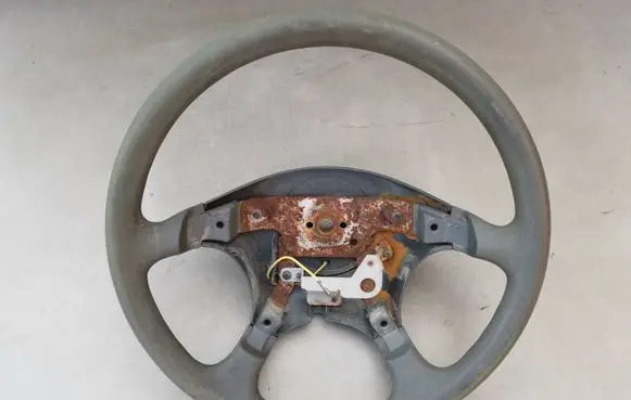 Mitsubishi Lancer Steering wheel