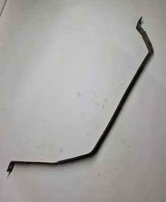 Hyundai i30 Fuel tank mounting bracket 3710