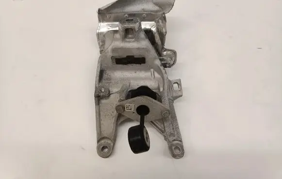 Audi A6 S6 C8 4K Engine mount bracket 4M0199308BQ