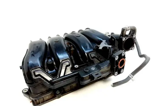Toyota RAV 4 (XA40) Intake manifold