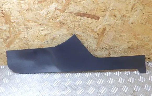 Volvo V70 Centre console side trim front 39808570 Y285286