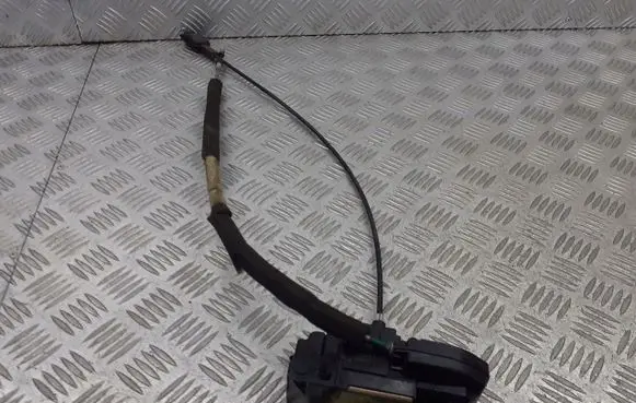 Nissan Micra Front door lock 