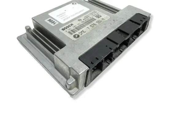BMW X5 E70 Engine control unit/module 7576551