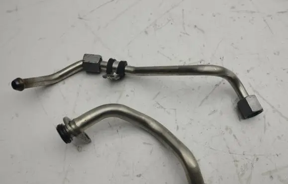Audi A3 8Y Turbo turbocharger oiling pipe/hose 05C130241B 05C145735D
