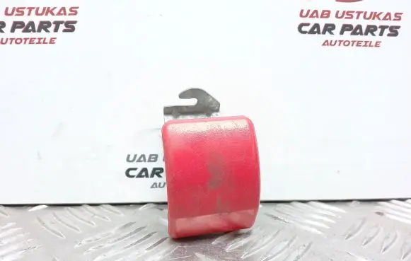 Volvo S40, V40 Engine bonnet (hood) release handle