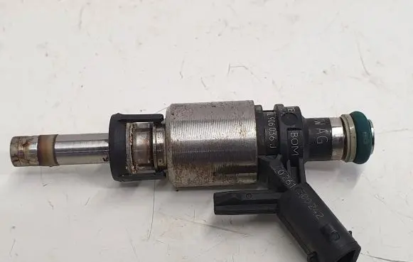 Audi TT TTS RS Mk3 8S Fuel injector 06L906036J 0261500242