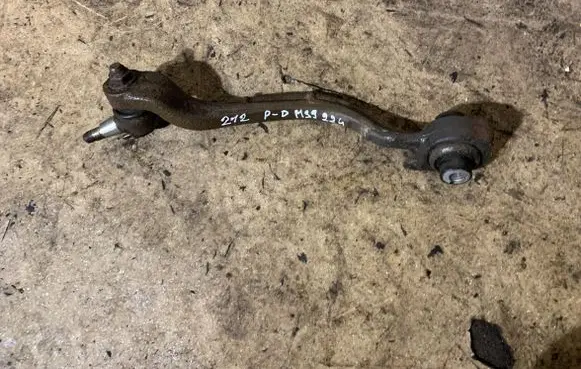 Front lower control arm/wishbone