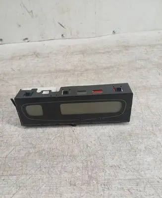 Renault Laguna II Screen/display/small screen 21654119 P8200002604A AFFA2SSPF