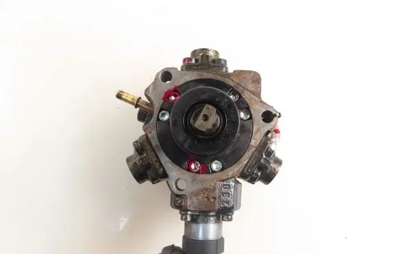 Infiniti M Fuel injection high pressure pump 8200891506D 0445010225 8200880546