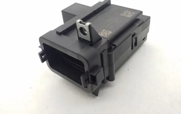 Audi A4 S4 B8 8K Ignition lock 8K0909131D 3330430101