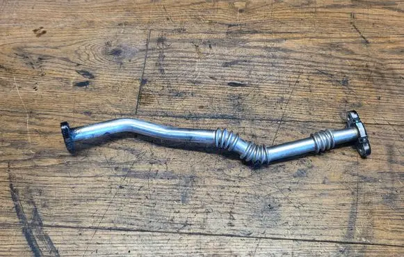 EGR valve line/pipe/hose